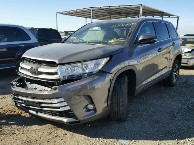 5TDZZRFH4HS234133 - 2017 TOYOTA HIGHLANDER GRAY photo 2