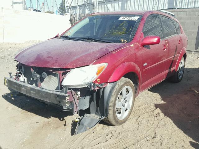 5Y2SL63815Z476765 - 2005 PONTIAC VIBE RED photo 2