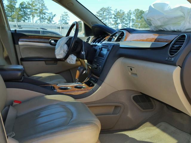 5GAER23D79J121249 - 2009 BUICK ENCLAVE CX BEIGE photo 5