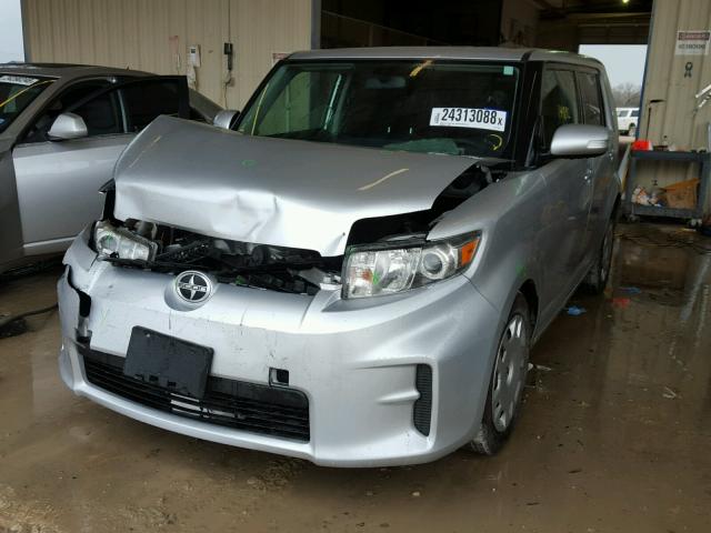 JTLZE4FE1B1125058 - 2011 TOYOTA SCION XB SILVER photo 2