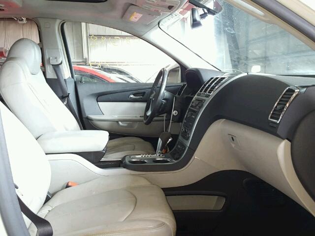 1GKER33767J170085 - 2007 GMC ACADIA SLT თეთრი ფოტო 5