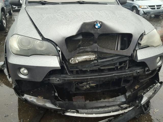 5UXFE835X8L160493 - 2008 BMW X5 4.8I GRAY photo 9