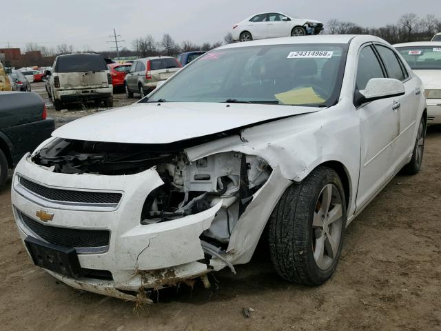 1G1ZC5EU9CF380084 - 2012 CHEVROLET MALIBU 1LT WHITE photo 2