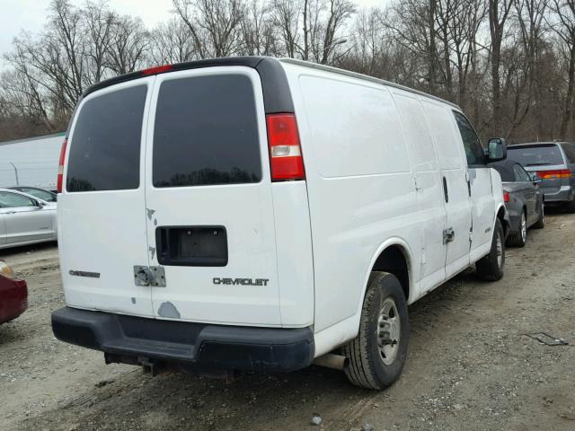 1GCGG25V761138356 - 2006 CHEVROLET EXPRESS G2 WHITE photo 4