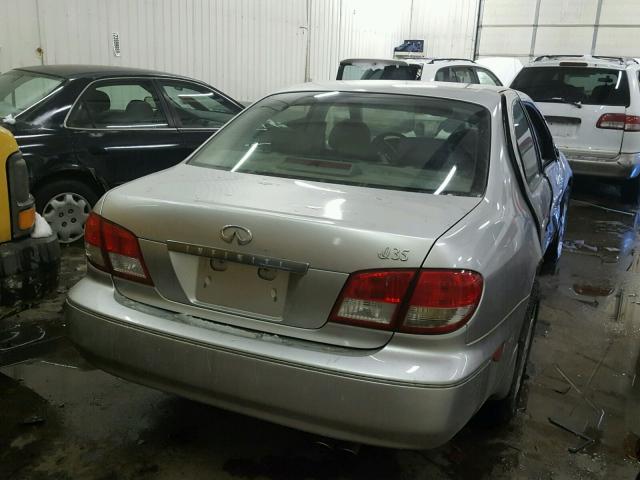 JNKDA31A22T030558 - 2002 INFINITI I35 SILVER photo 4