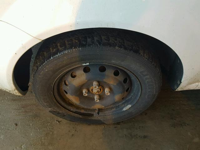 KL1TD66607B772763 - 2007 CHEVROLET AVEO BASE WHITE photo 9