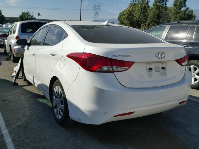 5NPDH4AE5DH212607 - 2013 HYUNDAI ELANTRA GL WHITE photo 3