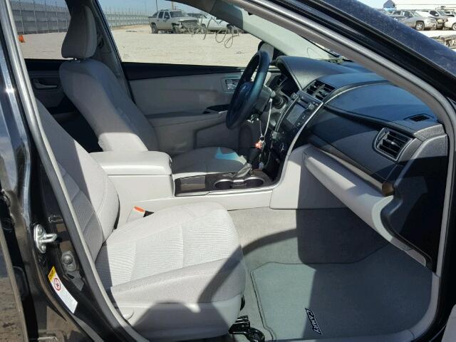 4T1BF1FK8HU694684 - 2017 TOYOTA CAMRY LE BLACK photo 5