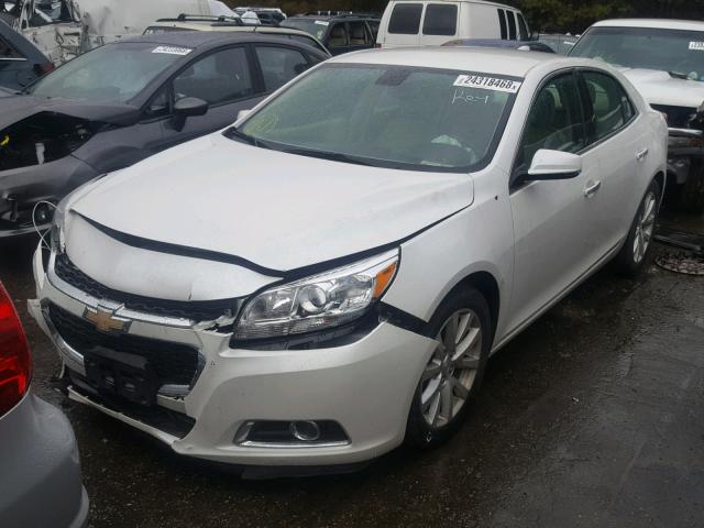 1G11F5SL2FU146000 - 2015 CHEVROLET MALIBU LTZ WHITE photo 2