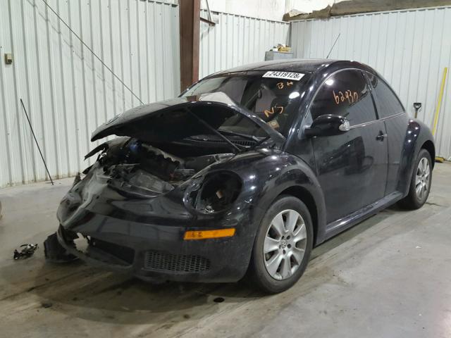 3VWPW31C09M503381 - 2009 VOLKSWAGEN NEW BEETLE BLACK photo 2