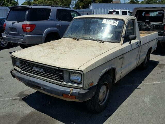 JM2UC1211D0732675 - 1983 MAZDA B2000 CREAM photo 2