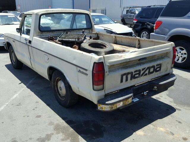 JM2UC1211D0732675 - 1983 MAZDA B2000 CREAM photo 3