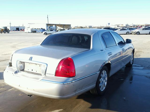 1LNHM82V17Y633208 - 2007 LINCOLN TOWN CAR S GRAY photo 4