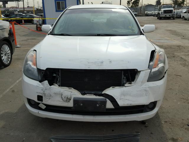 1N4AL21E88N472372 - 2008 NISSAN ALTIMA 2.5 WHITE photo 9