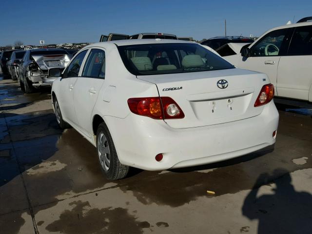 1NXBU40E29Z100490 - 2009 TOYOTA COROLLA BA WHITE photo 3