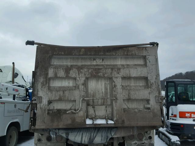 1M2AD62C5YW009705 - 2000 MACK 700 CL700 BLUE photo 6