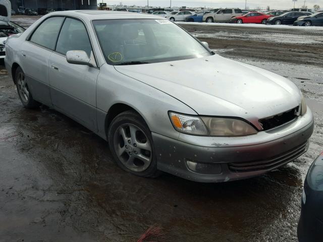 JT8BF28G8Y5088863 - 2000 LEXUS ES 300 SILVER photo 1