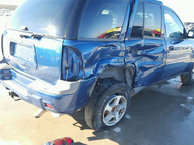 1GNDT13S862280007 - 2006 CHEVROLET TRAILBLAZE BLUE photo 9