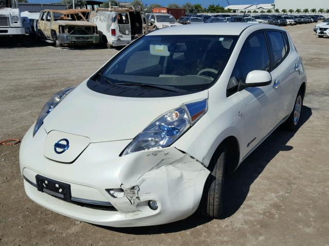 JN1AZ0CP1CT015521 - 2012 NISSAN LEAF SV WHITE photo 2