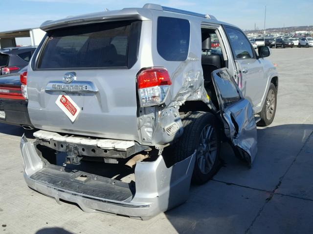 JTEBU5JR5B5070988 - 2011 TOYOTA 4RUNNER SR SILVER photo 4