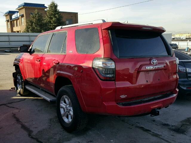 JTEBU5JR3G5336614 - 2016 TOYOTA 4RUNNER SR RED photo 3