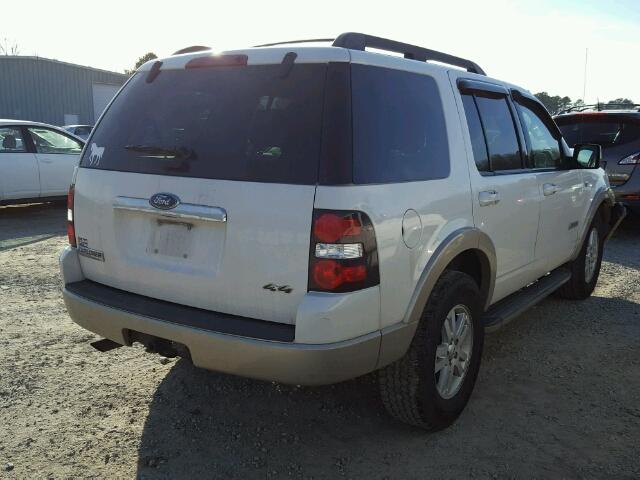 1FMEU74838UA36932 - 2008 FORD EXPLORER E WHITE photo 4