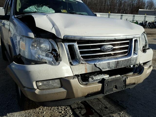 1FMEU74838UA36932 - 2008 FORD EXPLORER E WHITE photo 9