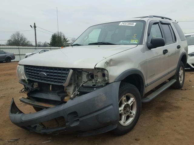 1FMZU72E14UC28872 - 2004 FORD EXPLORER X SILVER photo 2