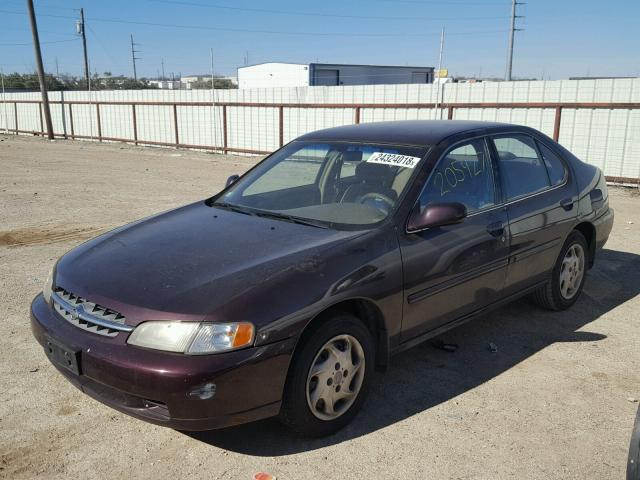 1N4DL01D6WC111644 - 1998 NISSAN ALTIMA XE MAROON photo 2