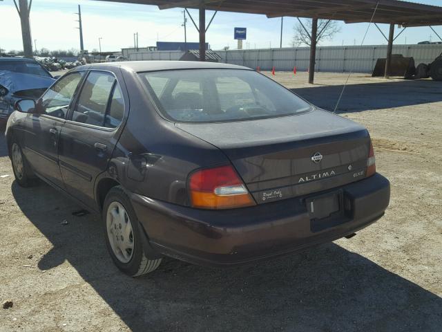 1N4DL01D6WC111644 - 1998 NISSAN ALTIMA XE MAROON photo 3