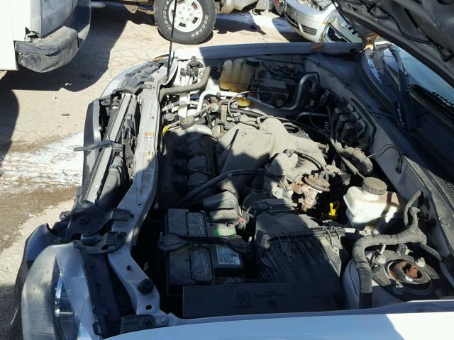 1FMCU93196KA86573 - 2006 FORD ESCAPE XLT WHITE photo 7