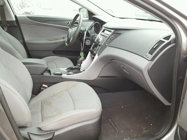 5NPEB4AC9BH291877 - 2011 HYUNDAI SONATA GLS GRAY photo 5