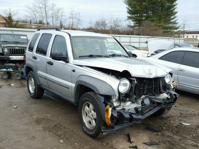 1J4GL48K75W641308 - 2005 JEEP LIBERTY SP SILVER photo 1