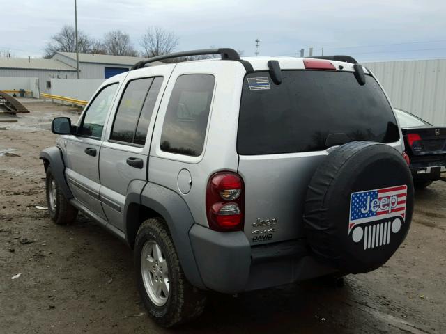 1J4GL48K75W641308 - 2005 JEEP LIBERTY SP SILVER photo 3