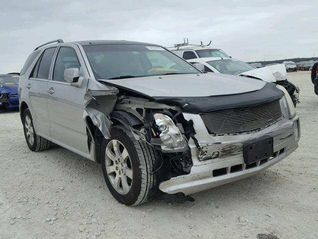 1GYEE63A960198143 - 2006 CADILLAC SRX SILVER photo 1