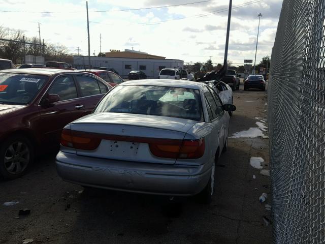 1G8ZK52772Z147286 - 2002 SATURN SL2 SILVER photo 4