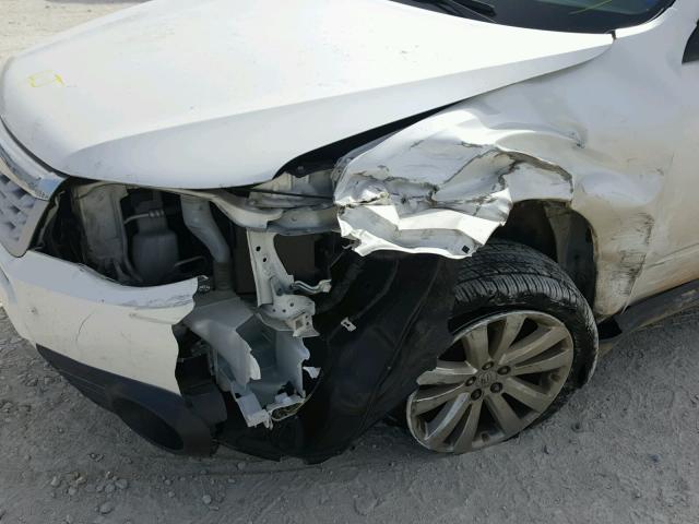 JF2SHBDCXBH738153 - 2011 SUBARU FORESTER 2 WHITE photo 9