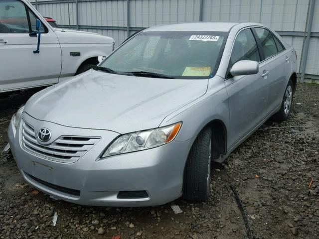 4T1BE46K27U165282 - 2007 TOYOTA CAMRY SILVER photo 2