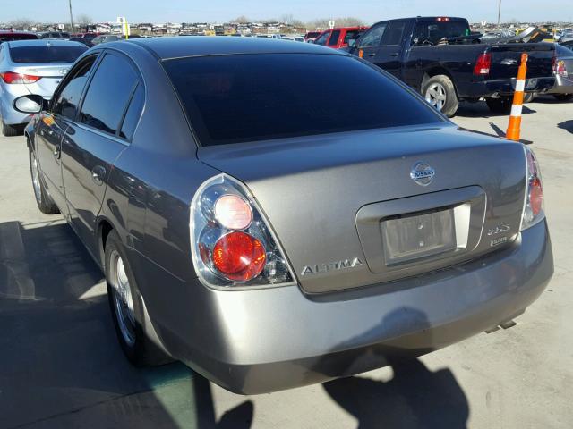 1N4AL11DX6N390657 - 2006 NISSAN ALTIMA S GRAY photo 3