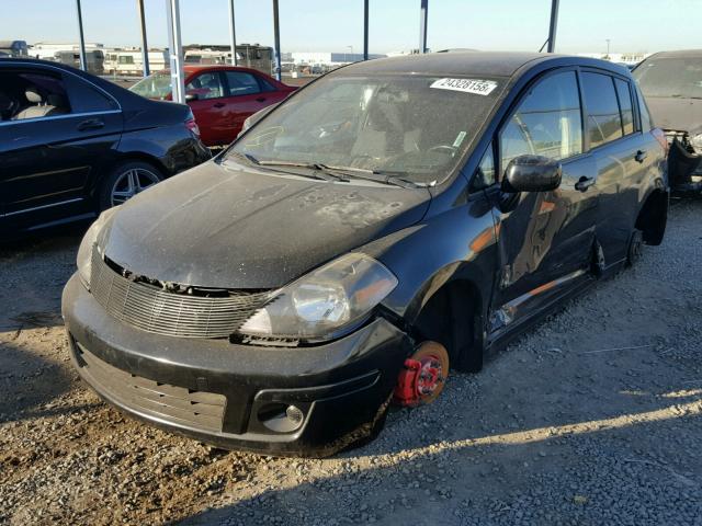 3N1BC13E17L459132 - 2007 NISSAN VERSA S BLACK photo 2