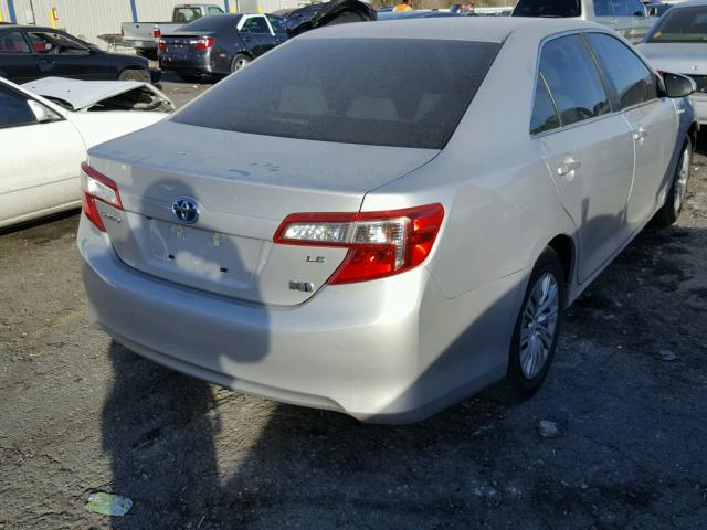 4T1BD1FK0EU114488 - 2014 TOYOTA CAMRY HYBR GRAY photo 4