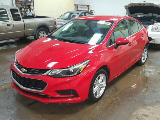 1G1BE5SM8H7177561 - 2017 CHEVROLET CRUZE LT RED photo 2