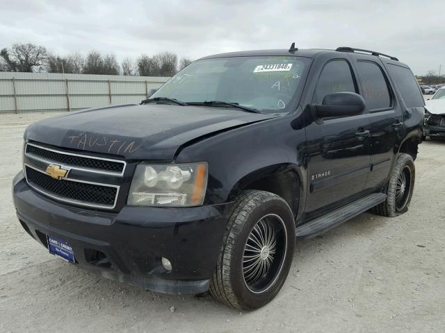 1GNFC13JX7R154157 - 2007 CHEVROLET TAHOE C150 BLACK photo 2