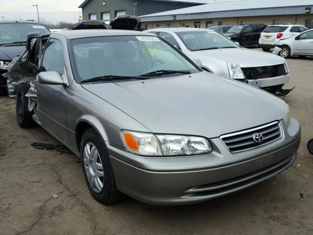 JT2BG22K5Y0530760 - 2000 TOYOTA CAMRY CE BEIGE photo 1