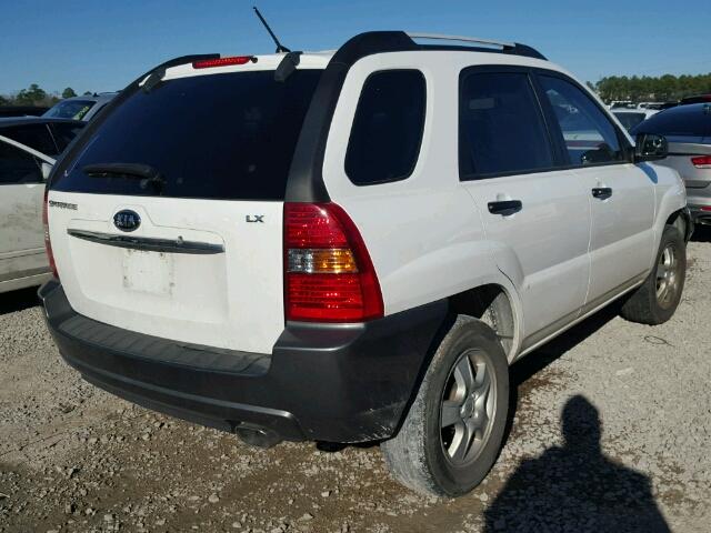 KNDJF724587539289 - 2008 KIA SPORTAGE L WHITE photo 4