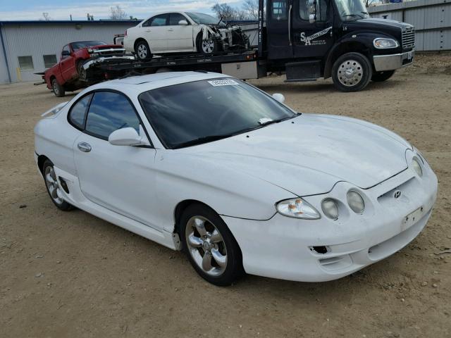 KMHJG35F11U234801 - 2001 HYUNDAI TIBURON WHITE photo 1