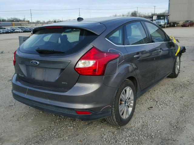 1FAHP3M23CL274653 - 2012 FORD FOCUS SEL GRAY photo 4