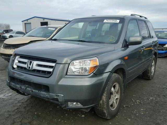 5FNYF18558B044967 - 2008 HONDA PILOT EXL GRAY photo 2