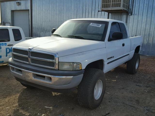 3B7HF13Z8YM229343 - 2000 DODGE RAM 1500 WHITE photo 2