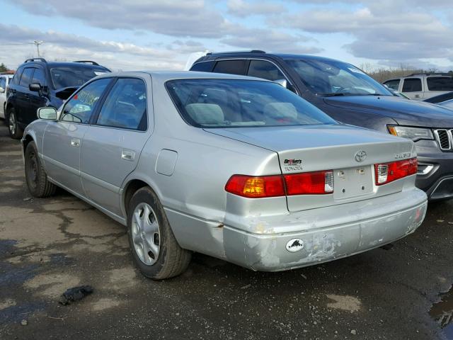 4T1BG22K11U115808 - 2001 TOYOTA CAMRY CE SILVER photo 3